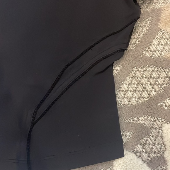 Square Neck Mesh and Nulu Yoga T-Shirt - Picture 2 of 5